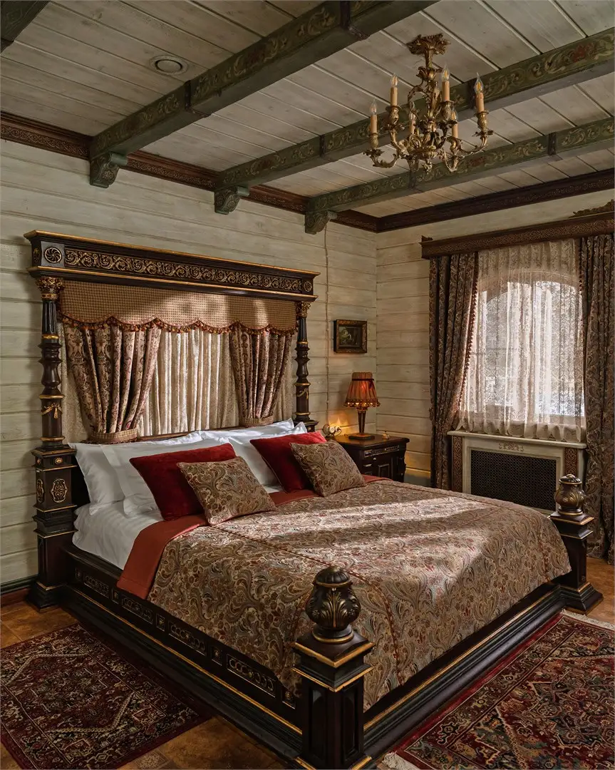Кровать king size под балдахином